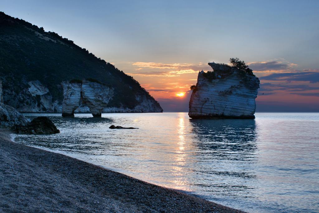 Ah Premium Baia Dei Faraglioni Otel Mattinata Dış mekan fotoğraf